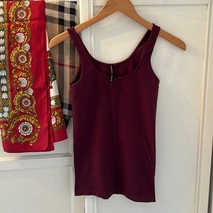 Aritzia Babaton Women's Top Tank Top